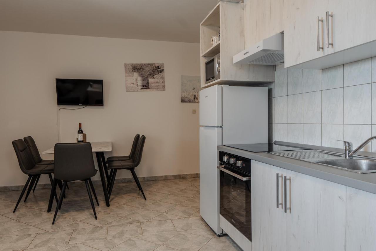 Apartmani Jaman Vrsi Room photo